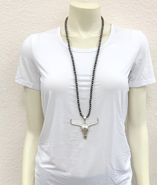 30" Navajo Bead Longhorn Pendant Necklace