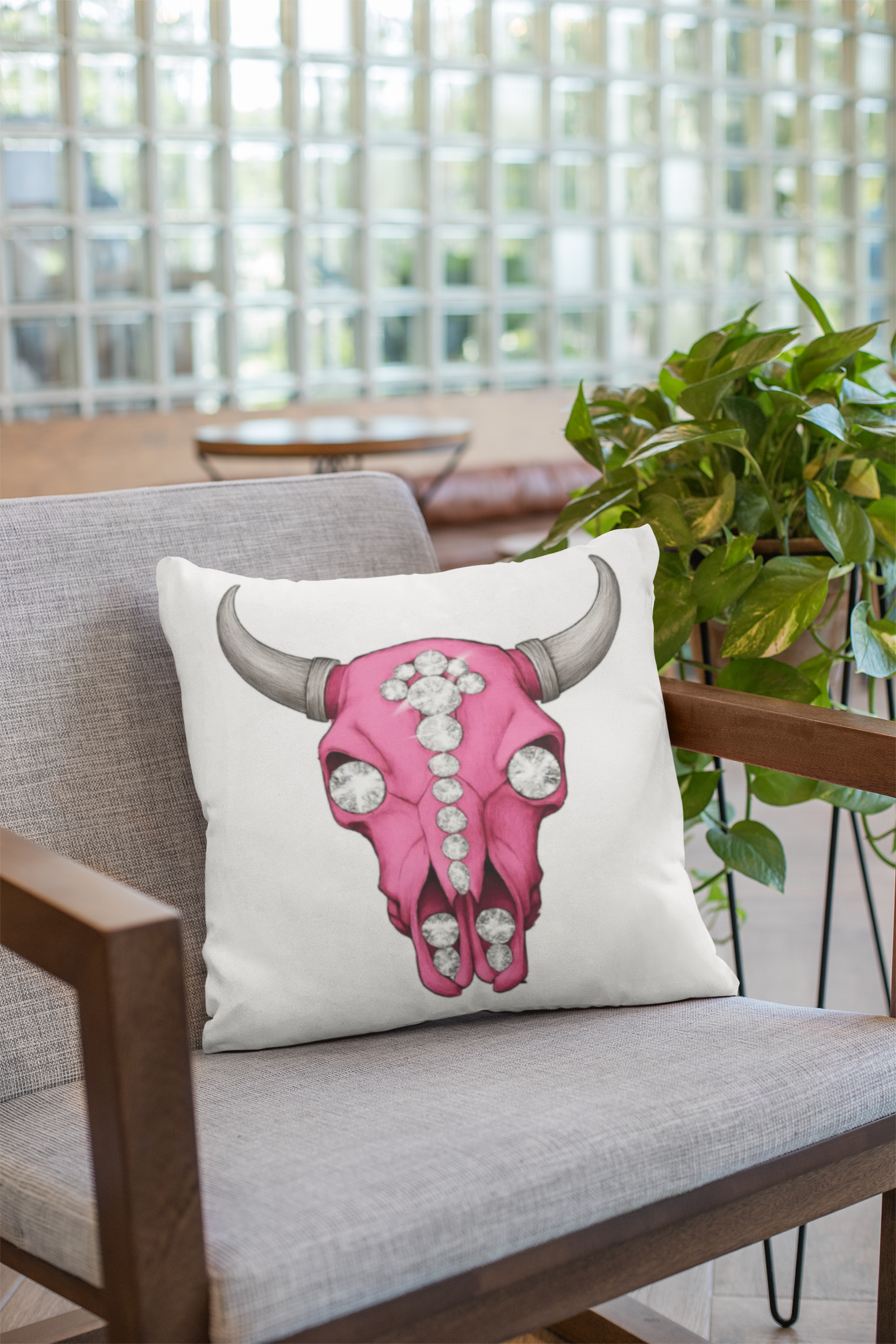 Stylish Pink Skull Pillowcase - Chic Home Decor, Western Vibe, Gifts for Cowgirls, Unique Accent for Living Room, Decorative Cushion Cover