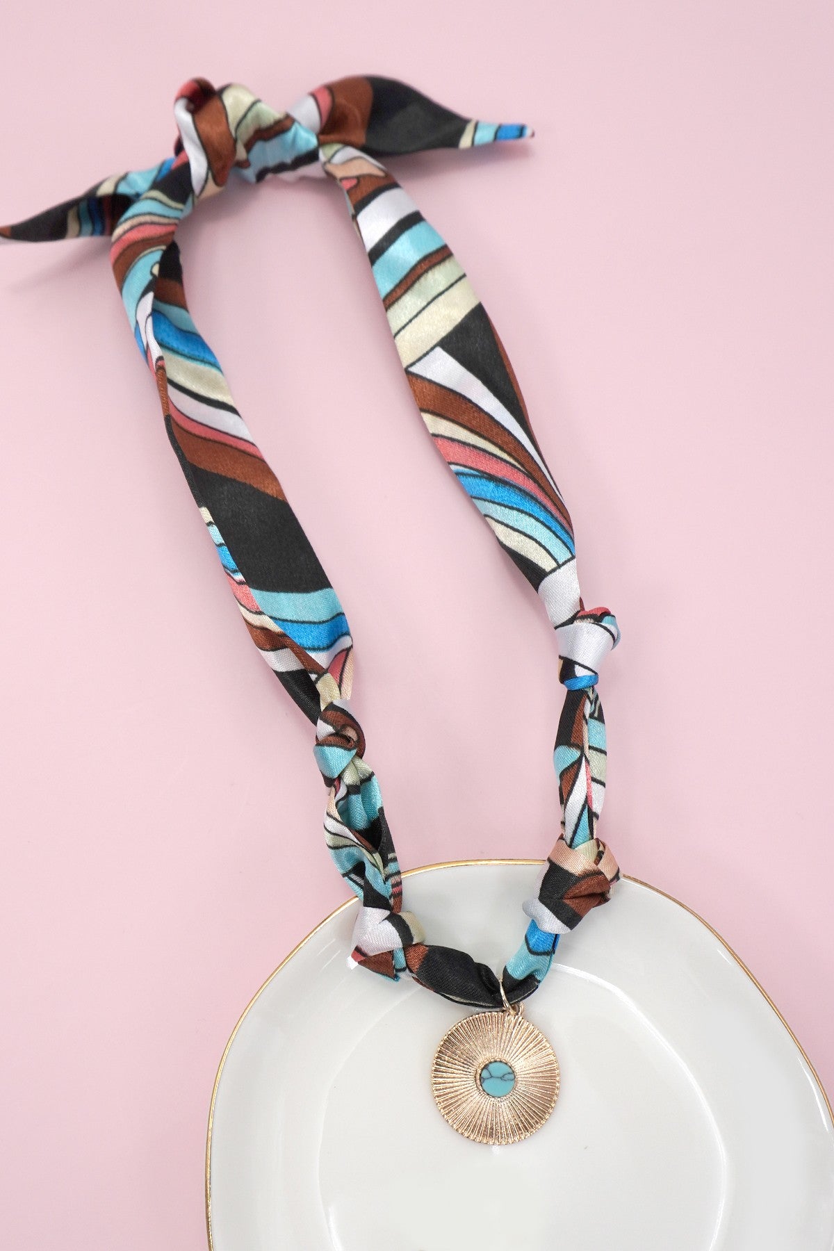 Sassy NEW Scarf Necklaces - Many Styles