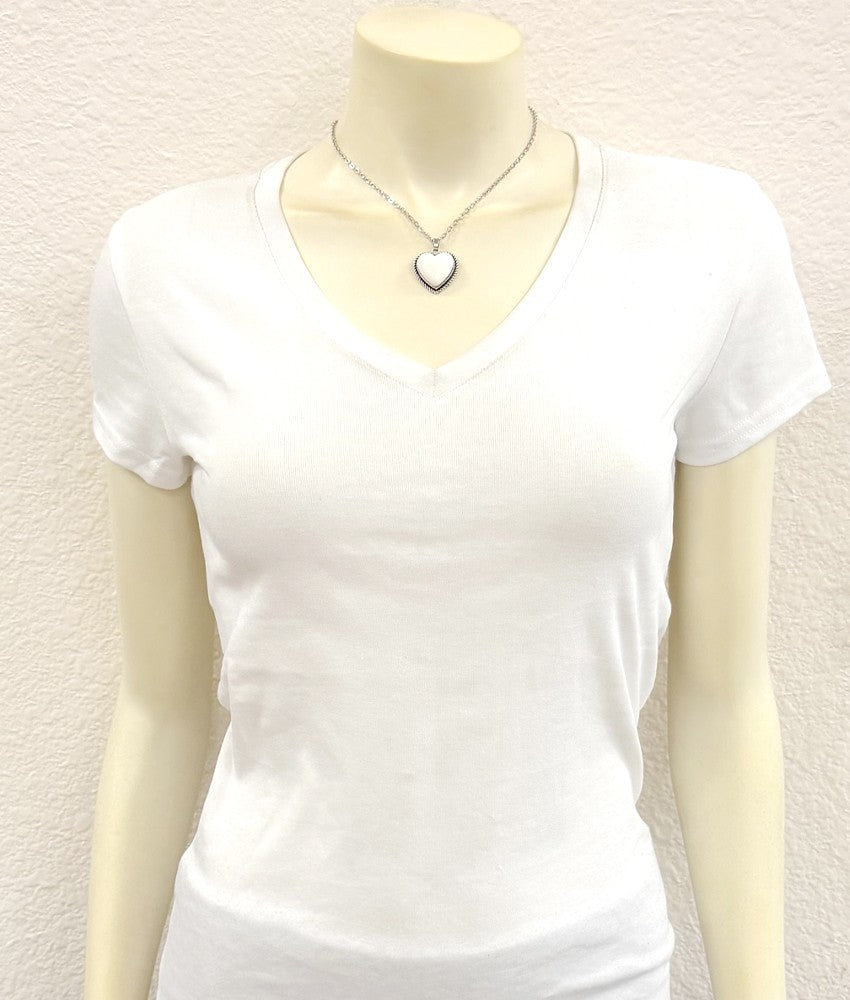 Heart Stone Gemstone Necklace Adjustable White