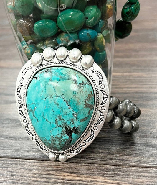 Beautiful 2.7" Turquoise & Silver Stone Stretch Bracelet
